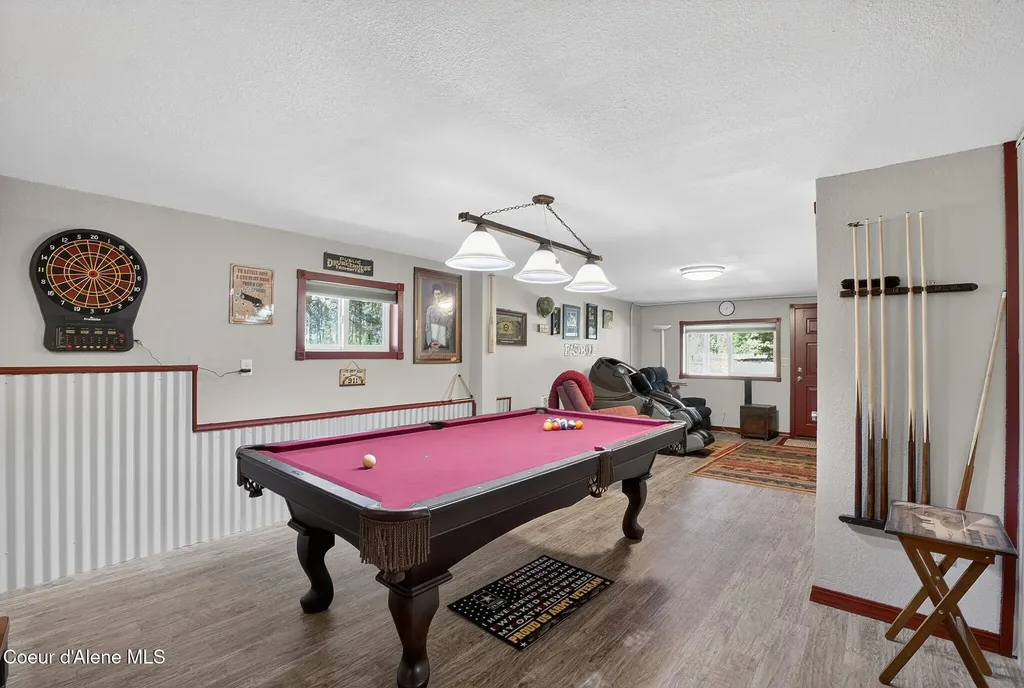 8831 Coyote Trail Road Newport WA 99156