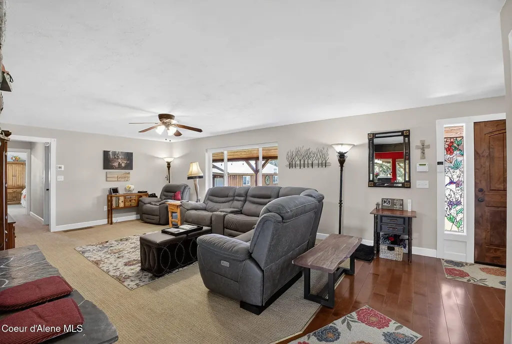 8831 Coyote Trail Road Newport WA 99156