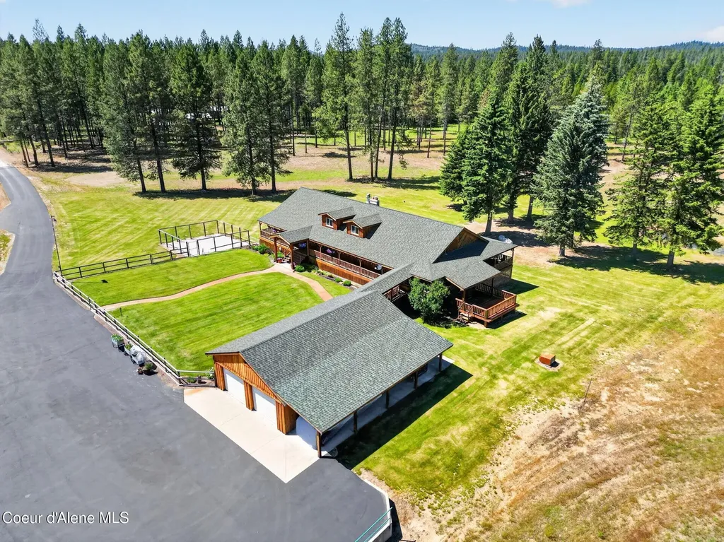 8831 Coyote Trail Road Newport WA 99156