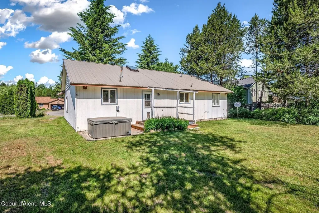 30670 N Meadow Street Athol ID 83801