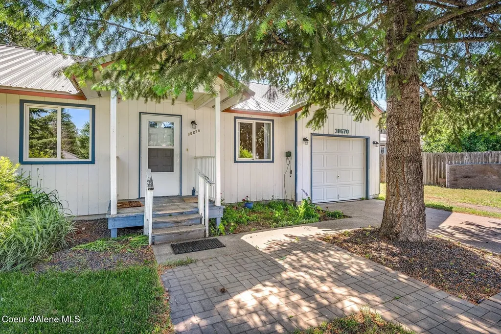 30670 N Meadow Street Athol ID 83801