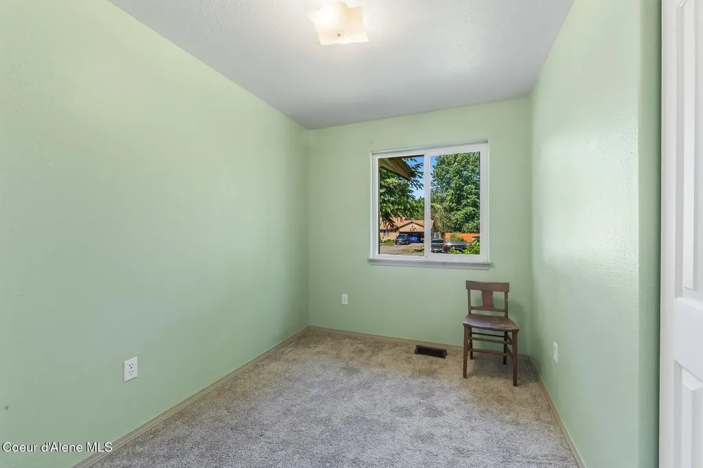 30670 N Meadow Street Athol ID 83801