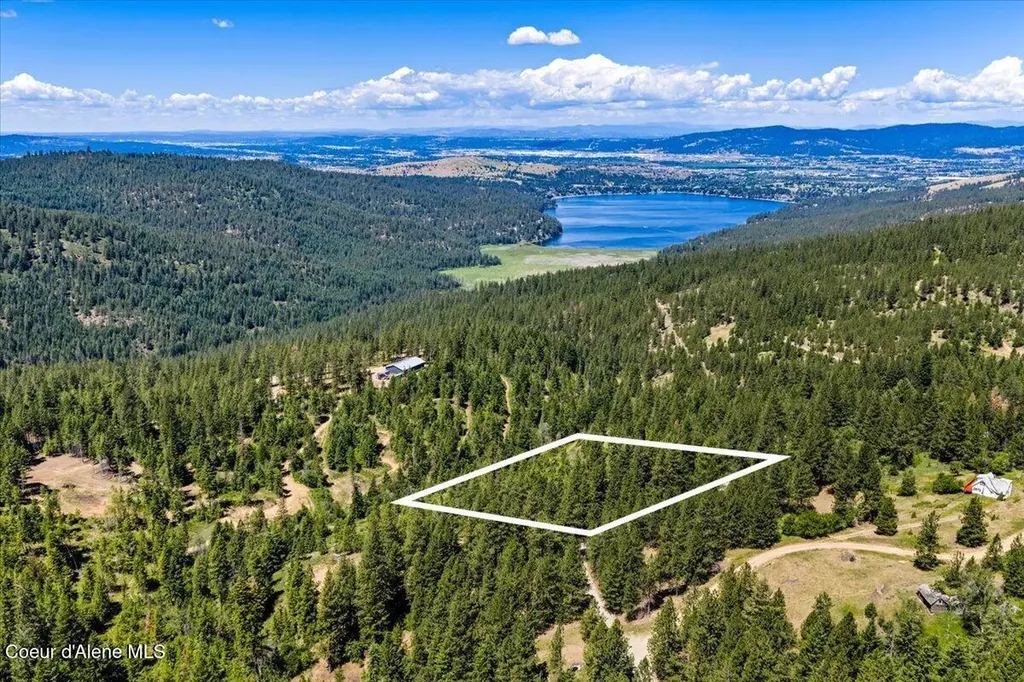 121 S Idaho Road Post Falls ID 83854