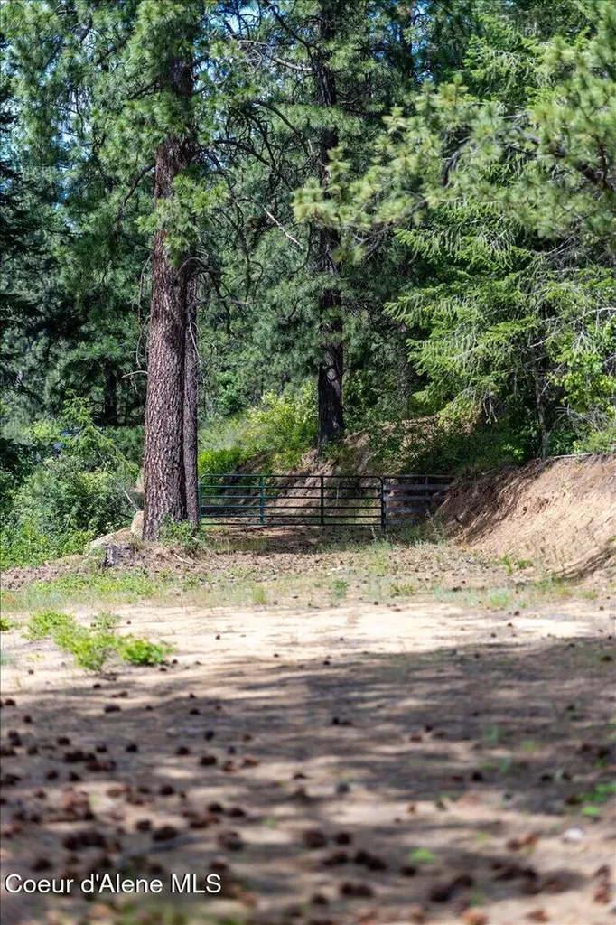 121 S Idaho Road Post Falls ID 83854