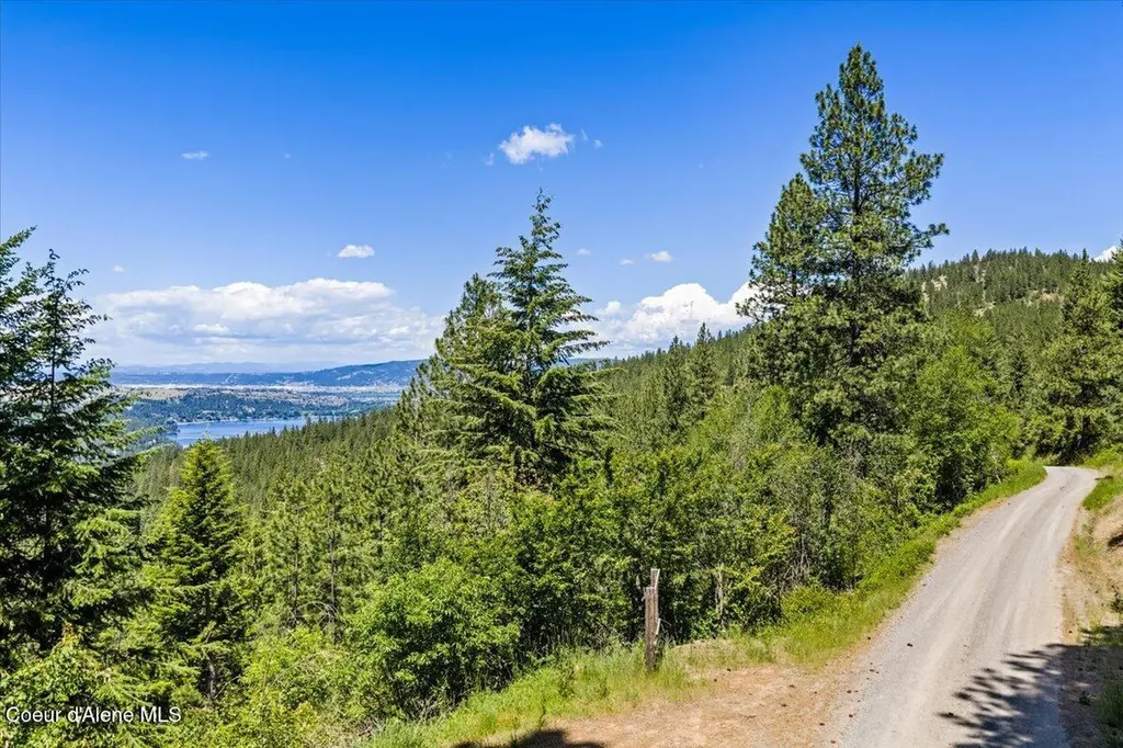 121 S Idaho Road Post Falls ID 83854