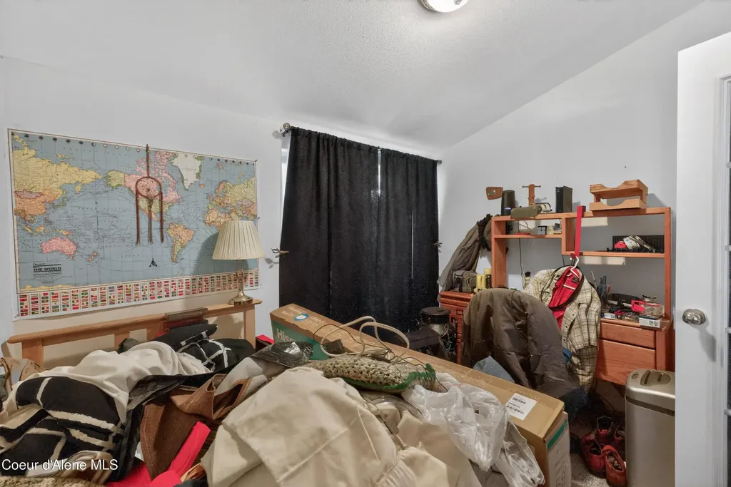 1816 Bounty Loop Hayden ID 83835