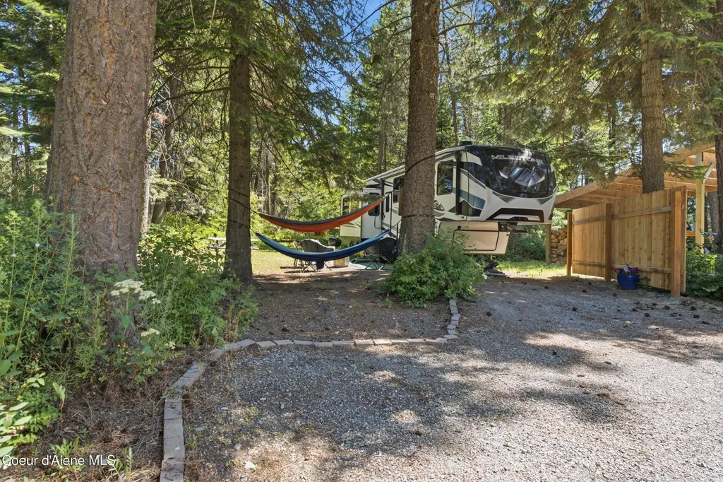 24554 N Estates Drive Athol ID 83801