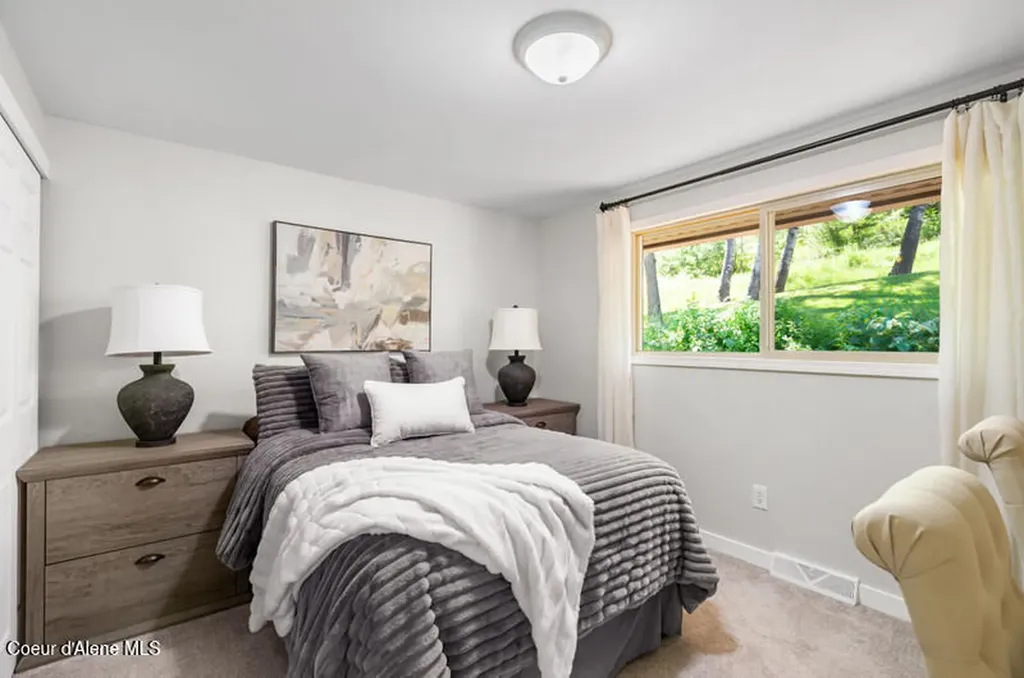 46894 Silver Valley Road #b Smelterville ID 83868