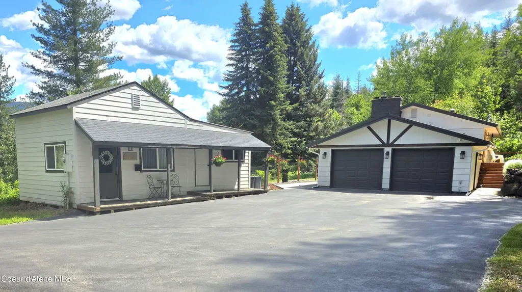 46894 Silver Valley Road #b Smelterville ID 83868