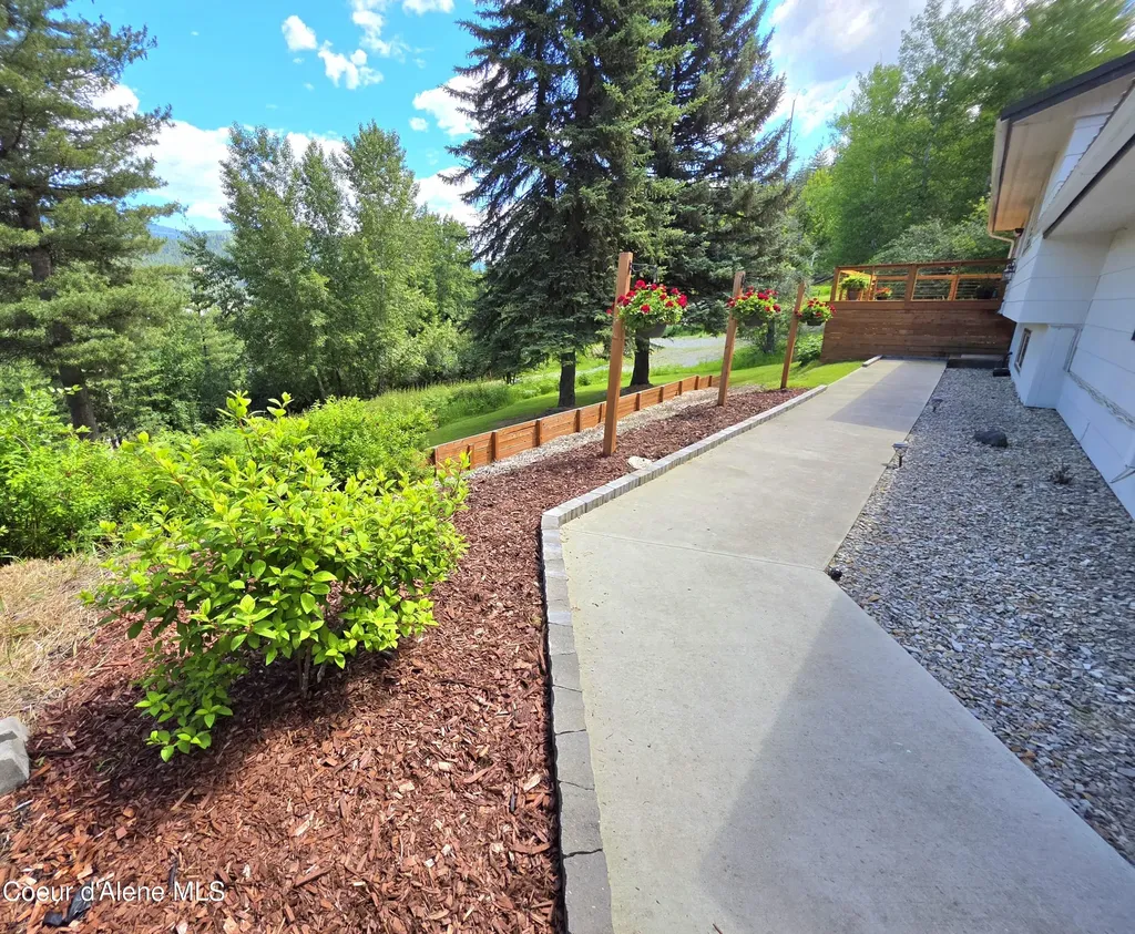 46894 Silver Valley Road #b Smelterville ID 83868