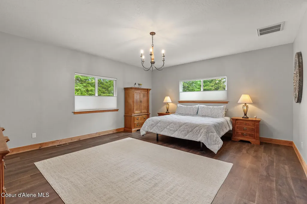 32055 N Konikson Lane Athol ID 83801