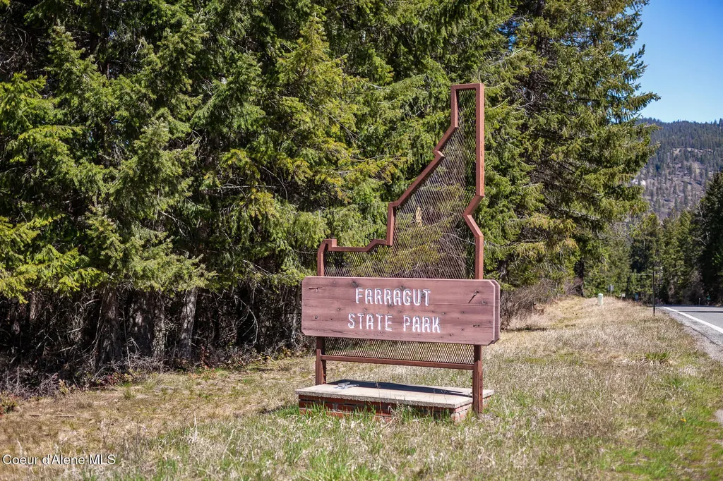 32055 N Konikson Lane Athol ID 83801