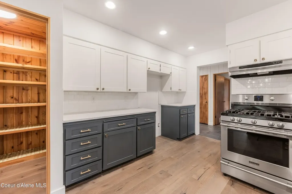 1143 E Rookery Road Hayden ID 83835