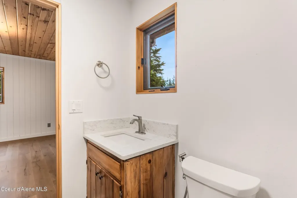 1143 E Rookery Road Hayden ID 83835