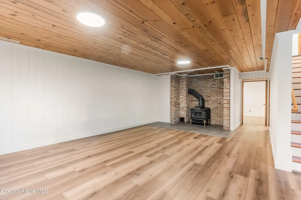 1143 E Rookery Road Hayden ID 83835