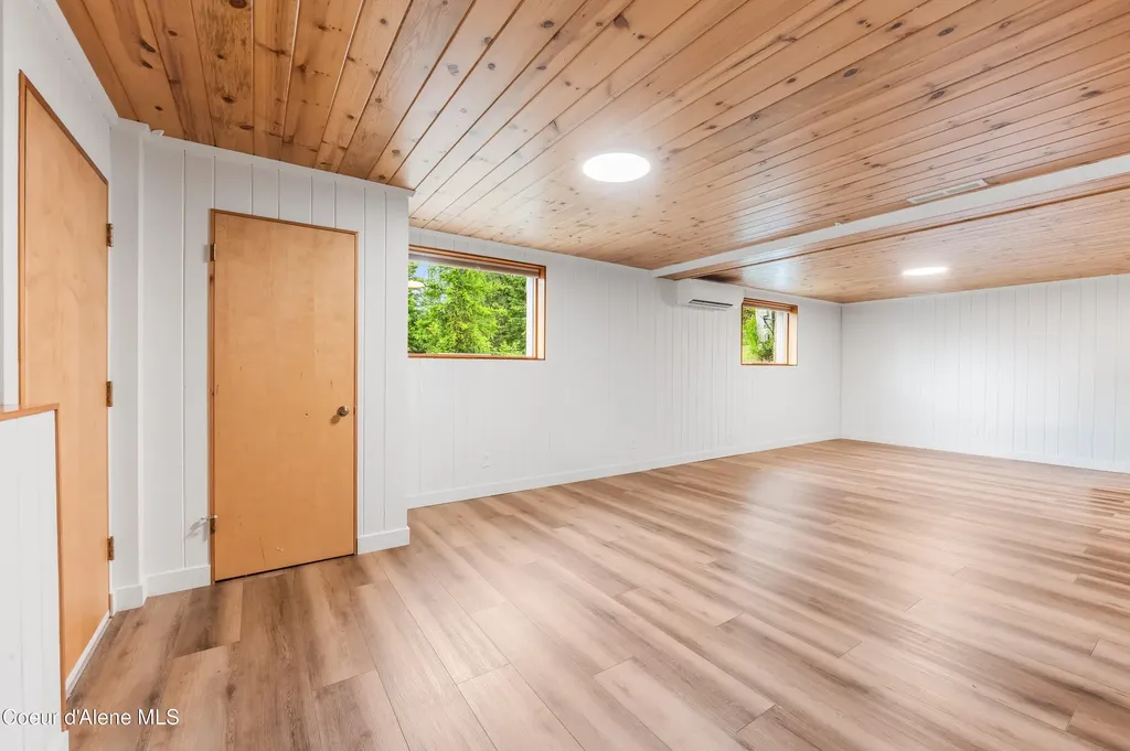 1143 E Rookery Road Hayden ID 83835