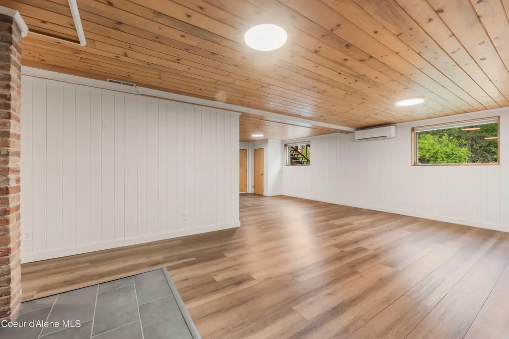 1143 E Rookery Road Hayden ID 83835