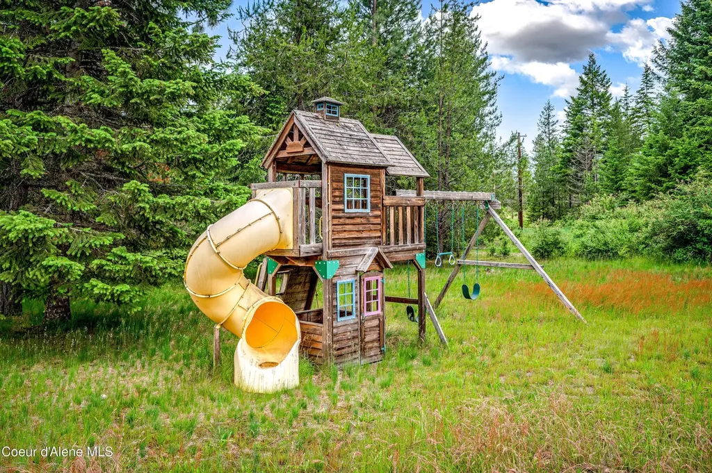 1143 E Rookery Road Hayden ID 83835