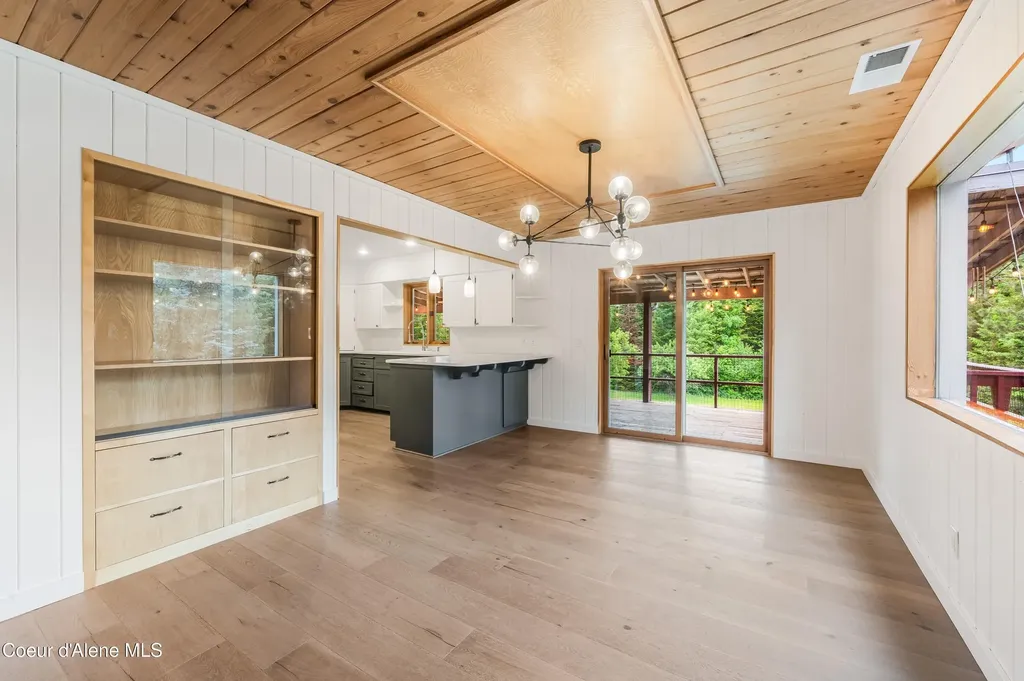 1143 E Rookery Road Hayden ID 83835