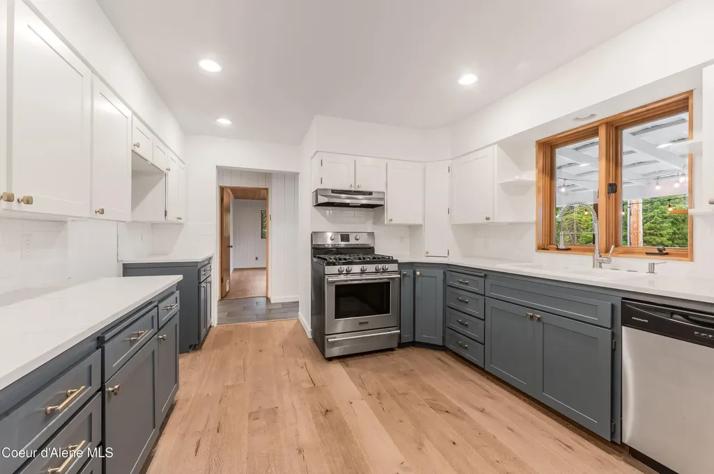 1143 E Rookery Road Hayden ID 83835
