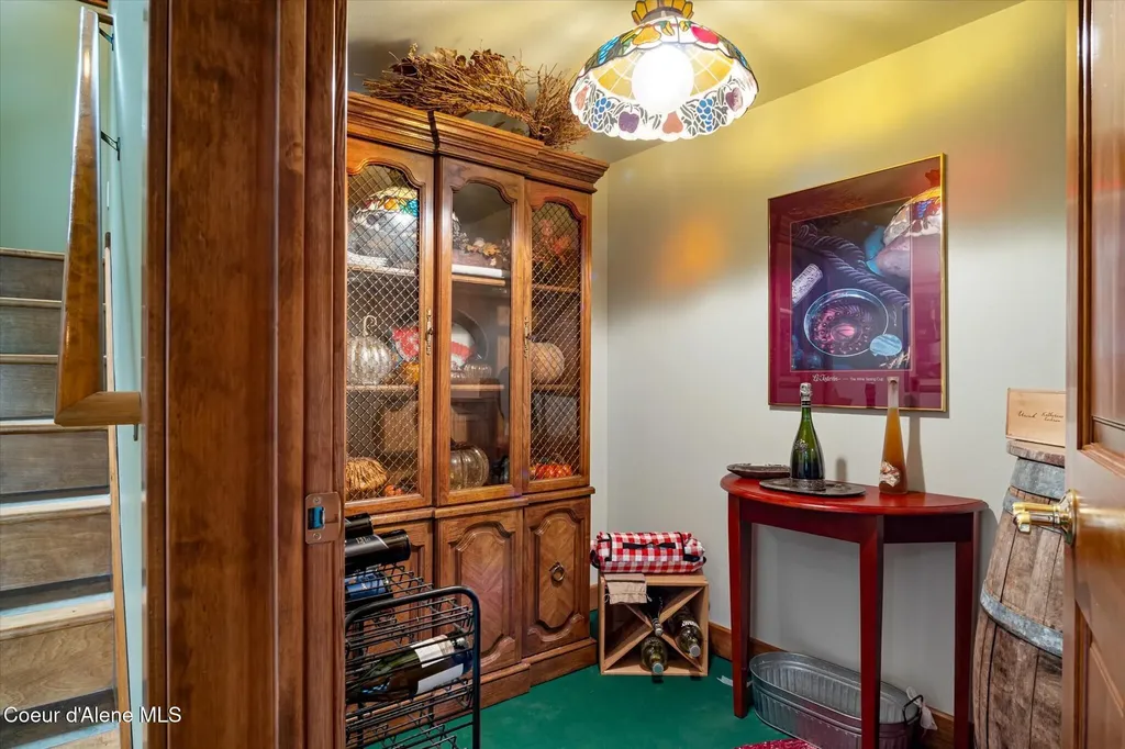 12466 N Holmes Lane Hayden ID 83835