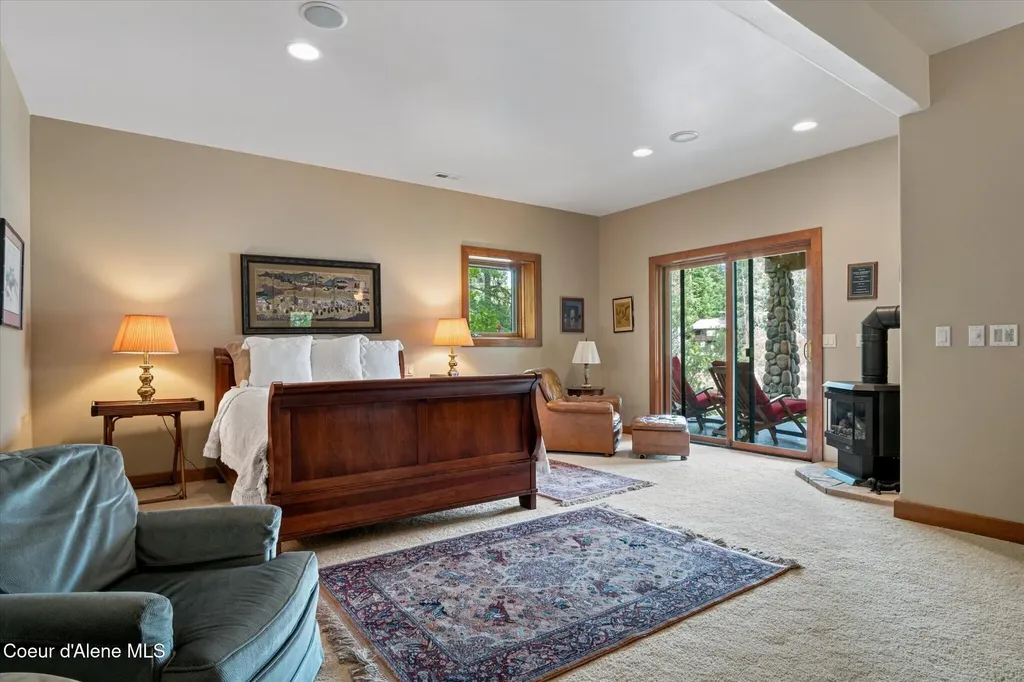 12466 N Holmes Lane Hayden ID 83835