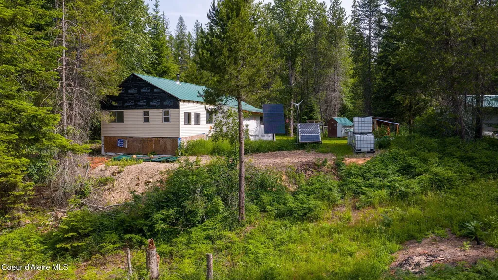 963 Upper Samuels Road Sandpoint ID 83864