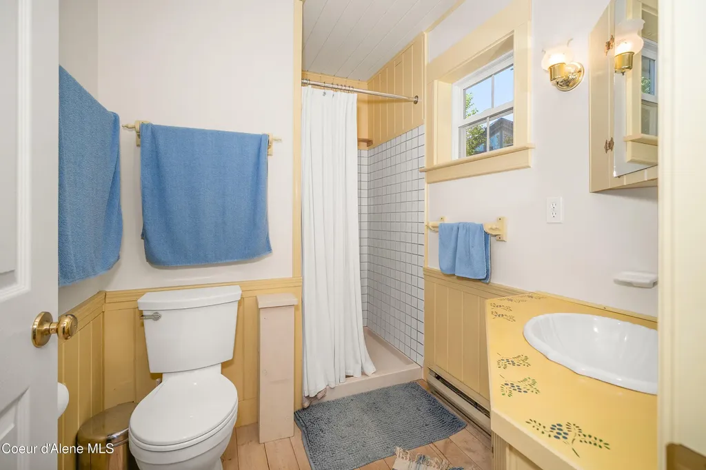 25922 S Glass Lane Worley ID 83876