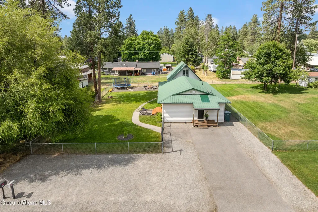 413 E 9th Avenue Post Falls ID 83854