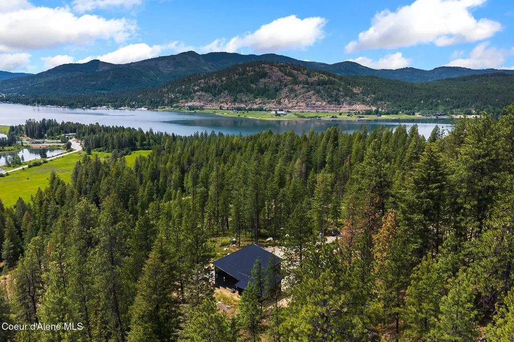 331 Towering Pines Drive Sagle ID 83860