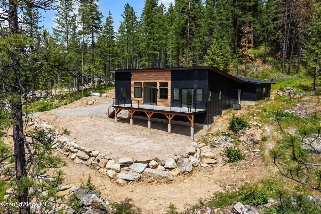 331 Towering Pines Drive Sagle ID 83860