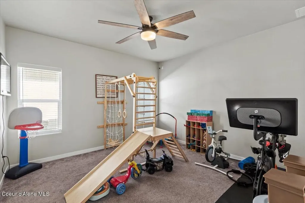 12153 W Moorfield Avenue Post Falls ID 83854