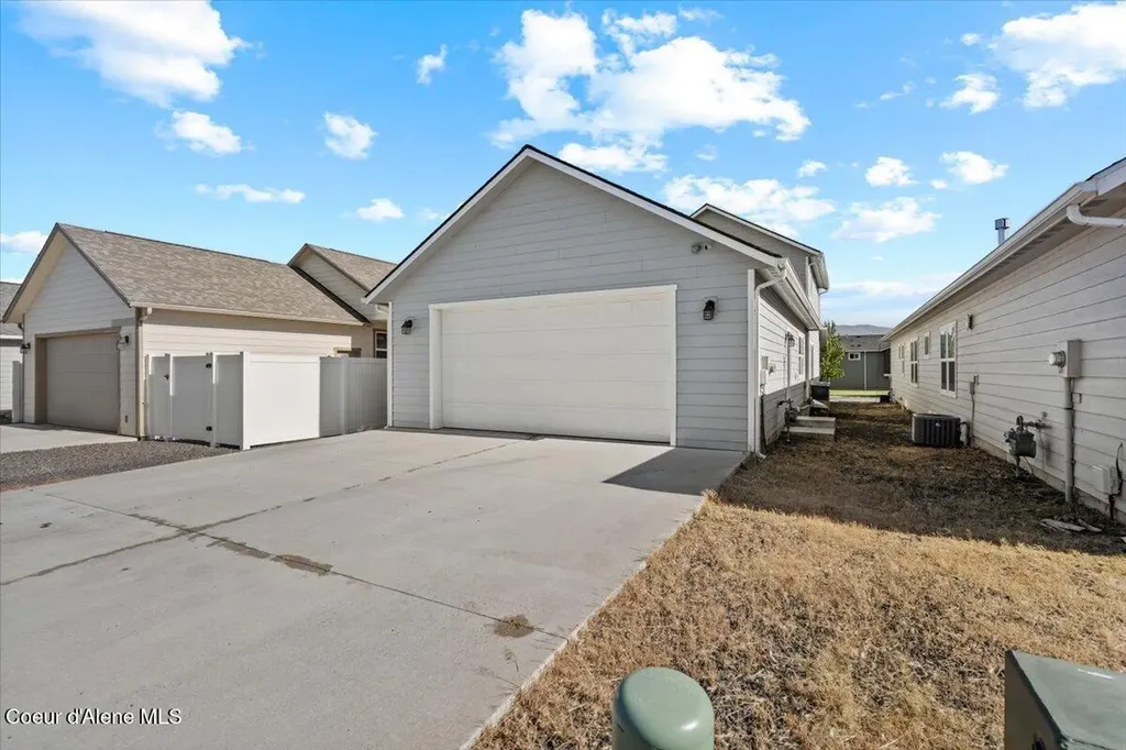 12153 W Moorfield Avenue Post Falls ID 83854