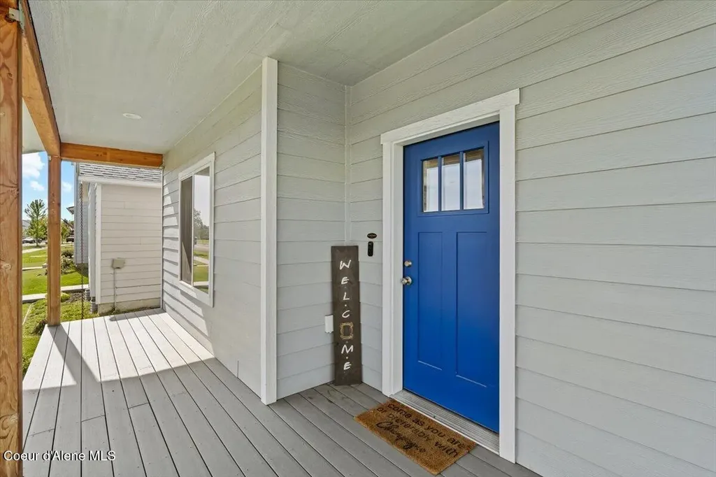 12153 W Moorfield Avenue Post Falls ID 83854