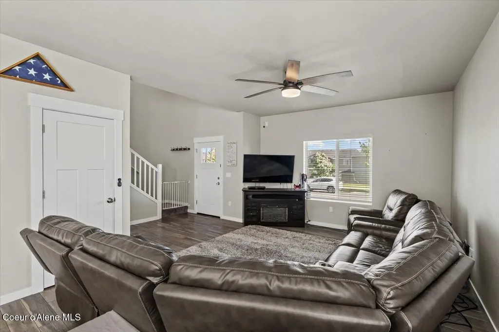 12153 W Moorfield Avenue Post Falls ID 83854