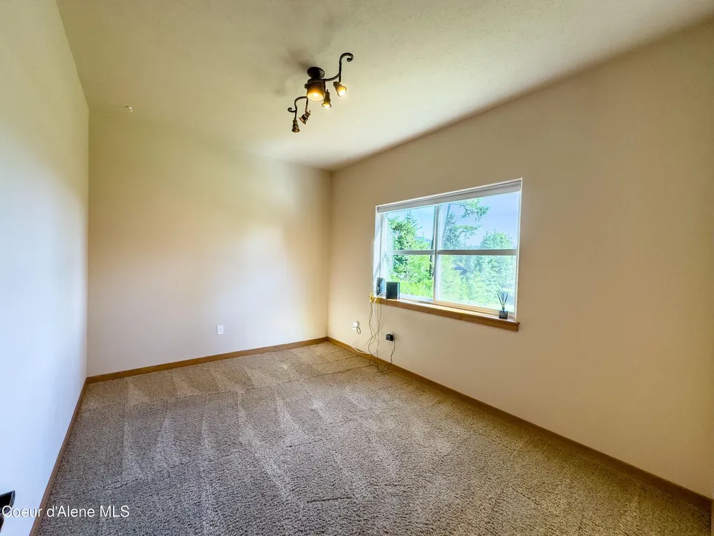 19058 W Panther Rock Court Hauser ID 83854