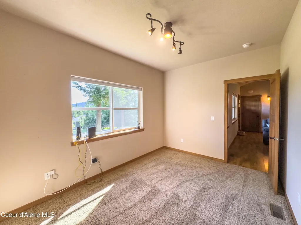 19058 W Panther Rock Court Hauser ID 83854