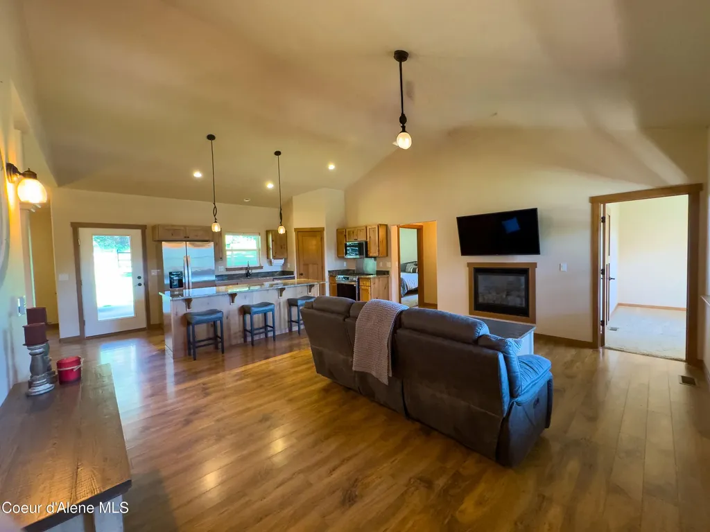 19058 W Panther Rock Court Hauser ID 83854