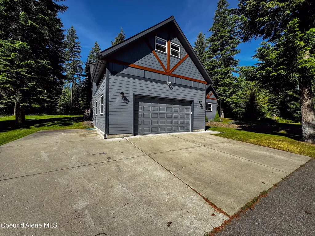 19058 W Panther Rock Court Hauser ID 83854