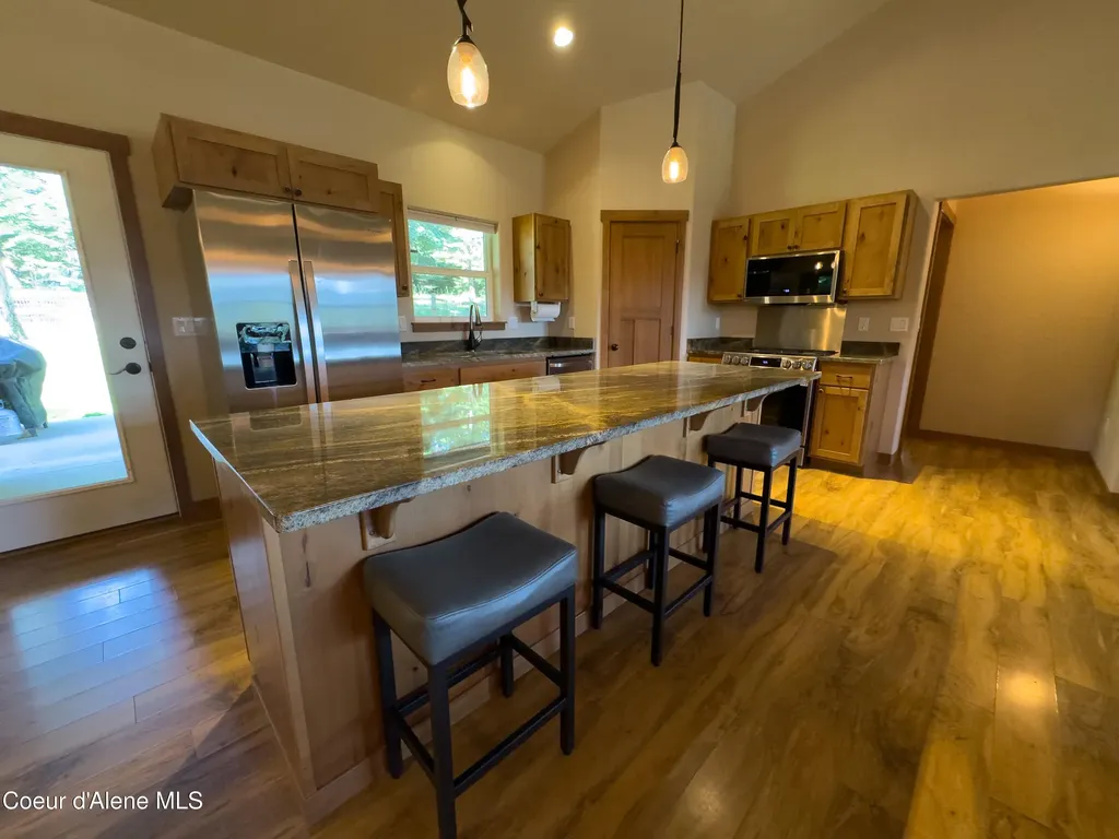 19058 W Panther Rock Court Hauser ID 83854