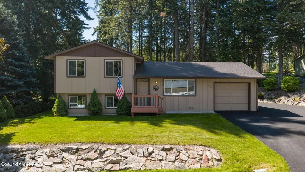18144 W Hauserview Drive Hauser ID 83854