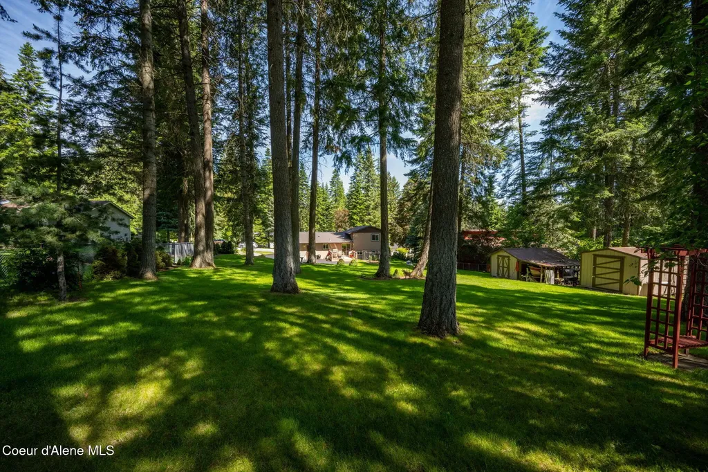 18144 W Hauserview Drive Hauser ID 83854