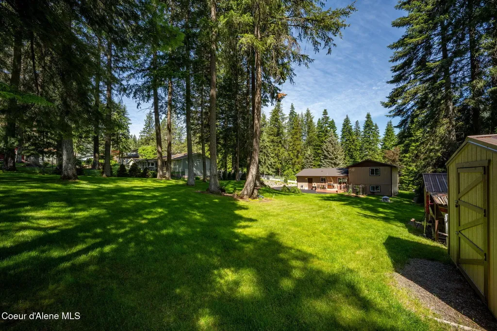 18144 W Hauserview Drive Hauser ID 83854