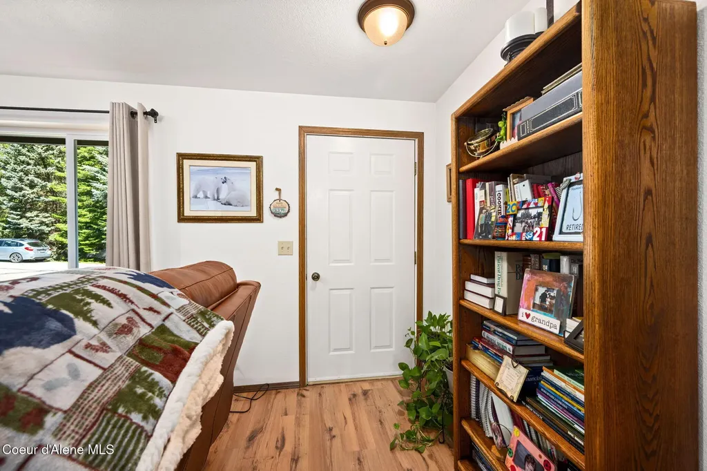 18144 W Hauserview Drive Hauser ID 83854