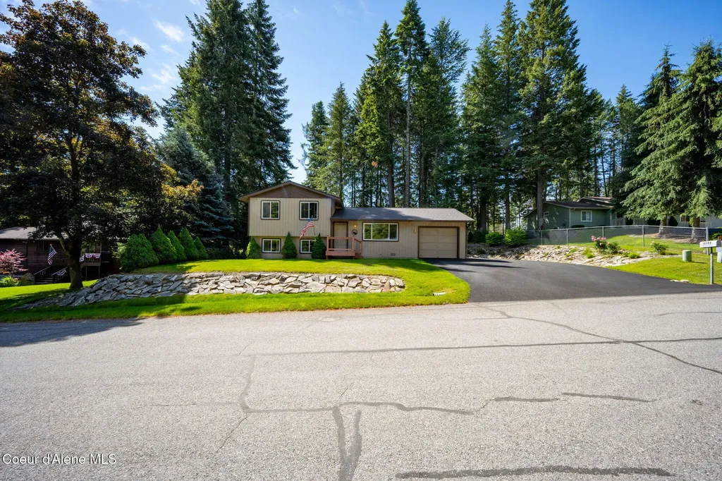 18144 W Hauserview Drive Hauser ID 83854