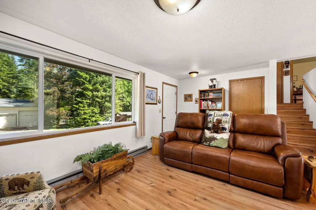 18144 W Hauserview Drive Hauser ID 83854