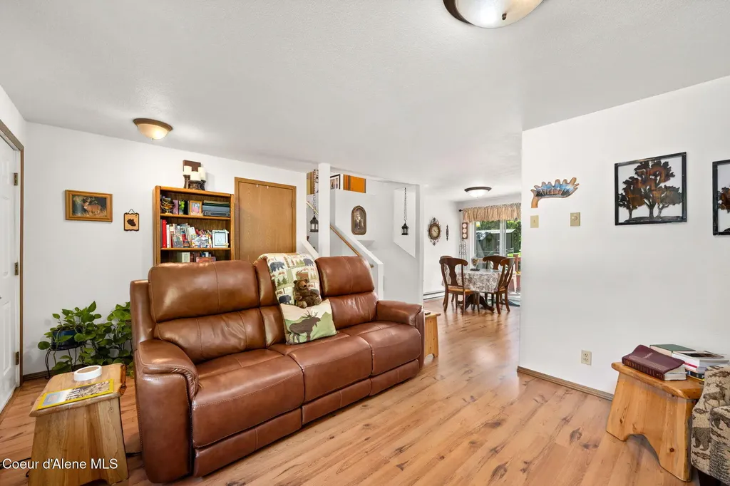 18144 W Hauserview Drive Hauser ID 83854