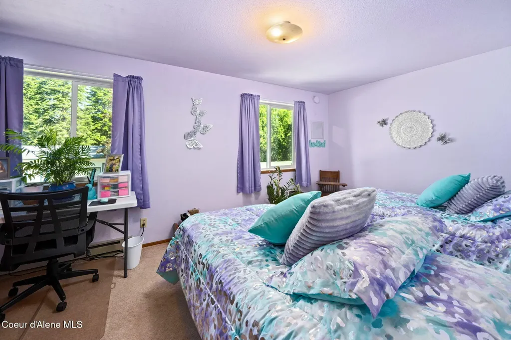 18144 W Hauserview Drive Hauser ID 83854