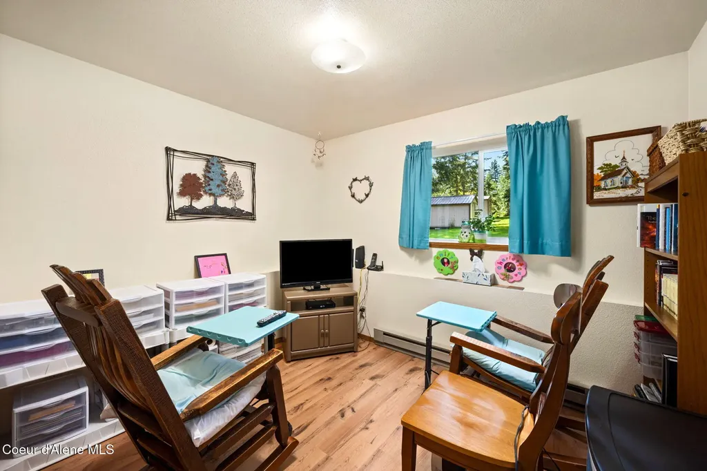 18144 W Hauserview Drive Hauser ID 83854