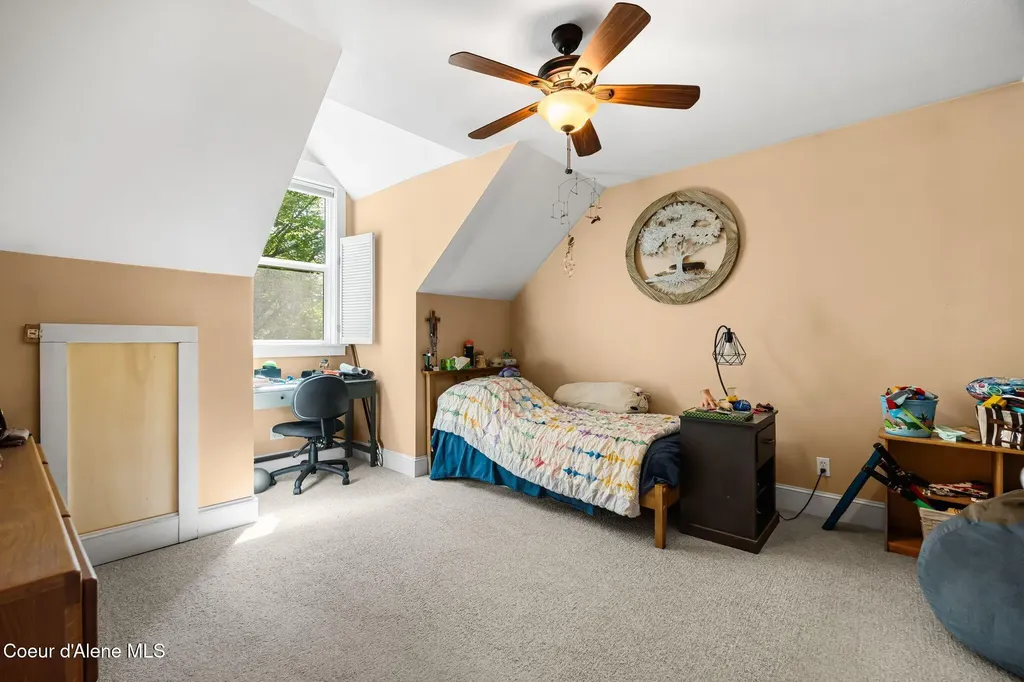 707 N Forest Avenue Sandpoint ID 83864